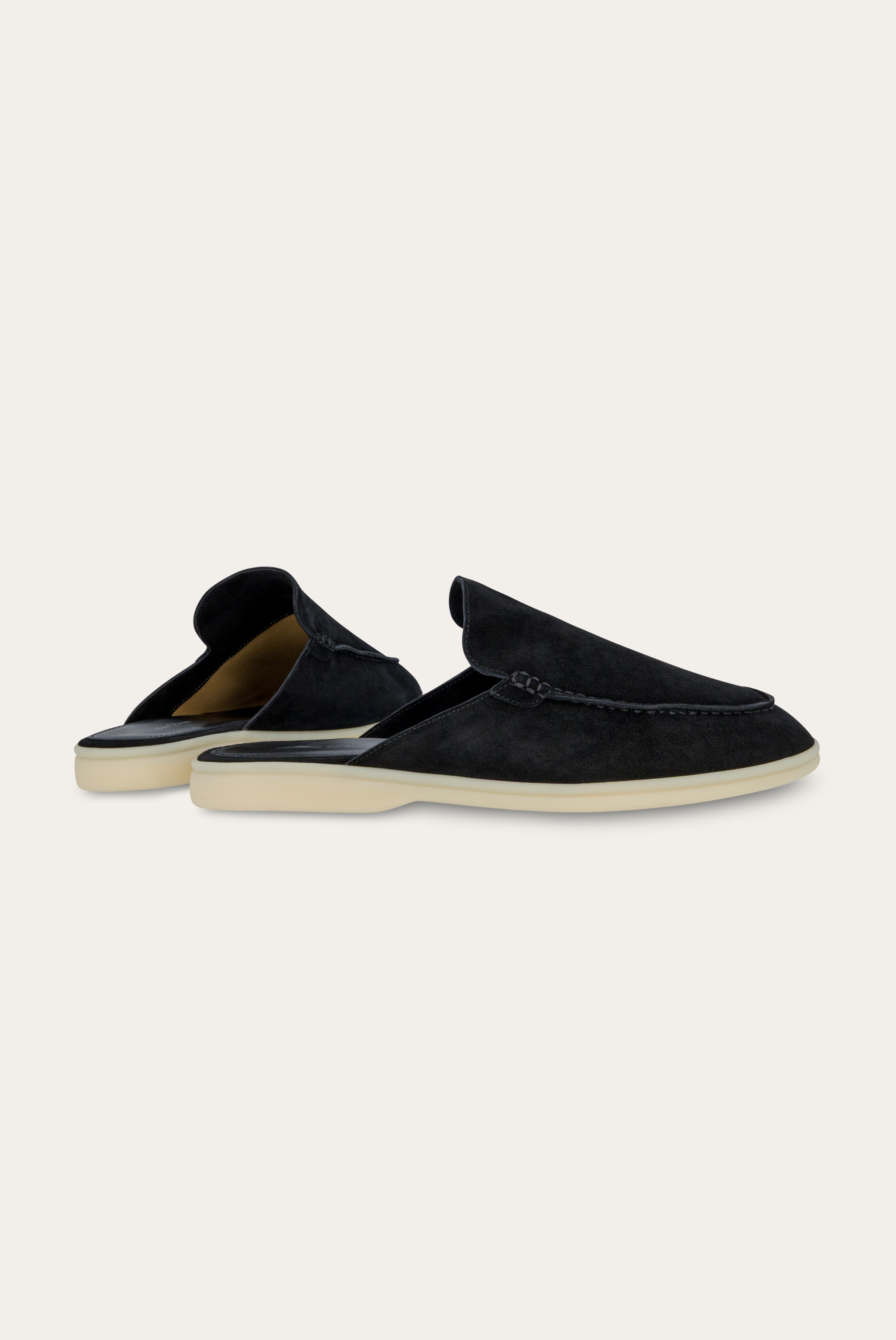 Siyah Mule 8
