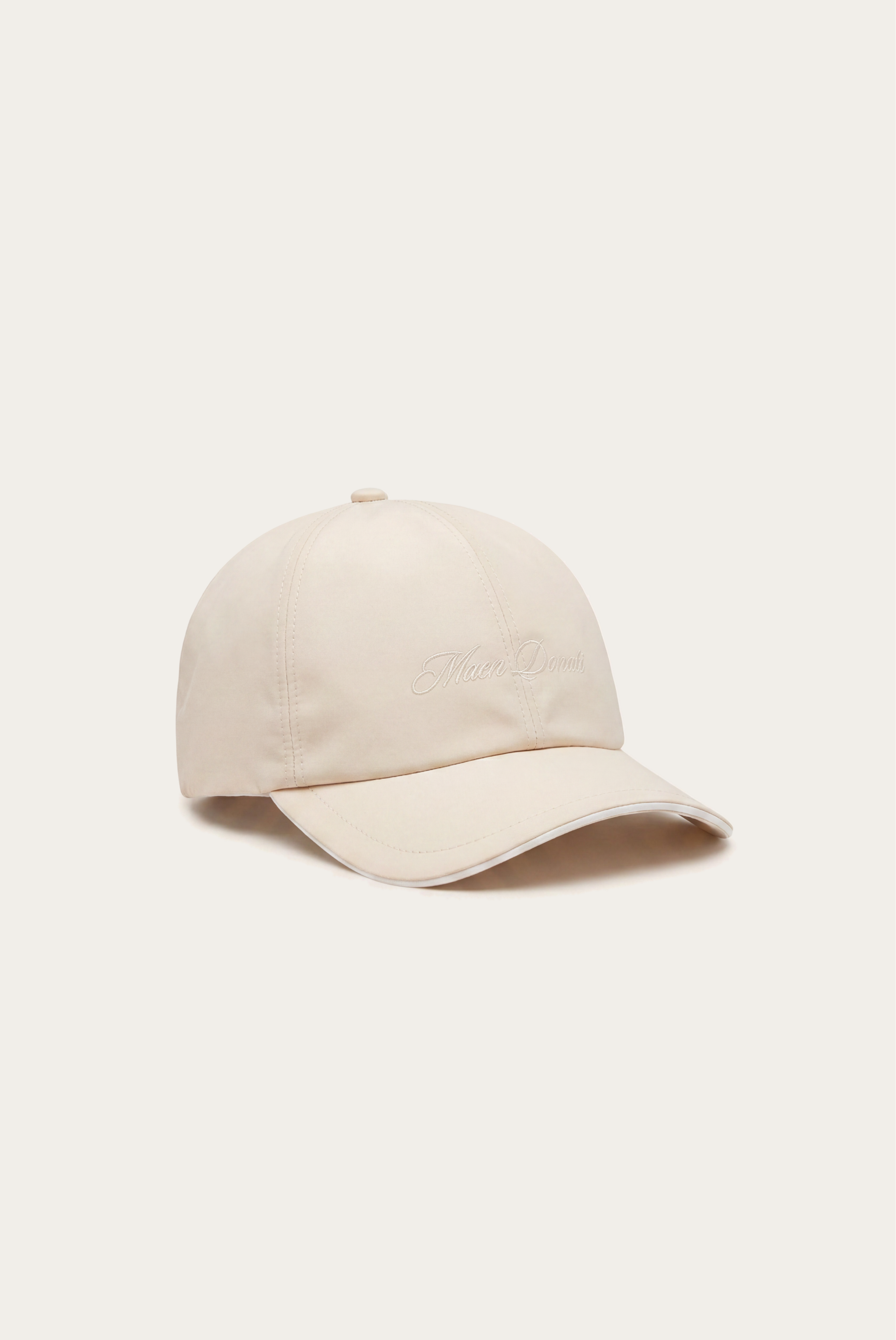 ml-b5-cap-look