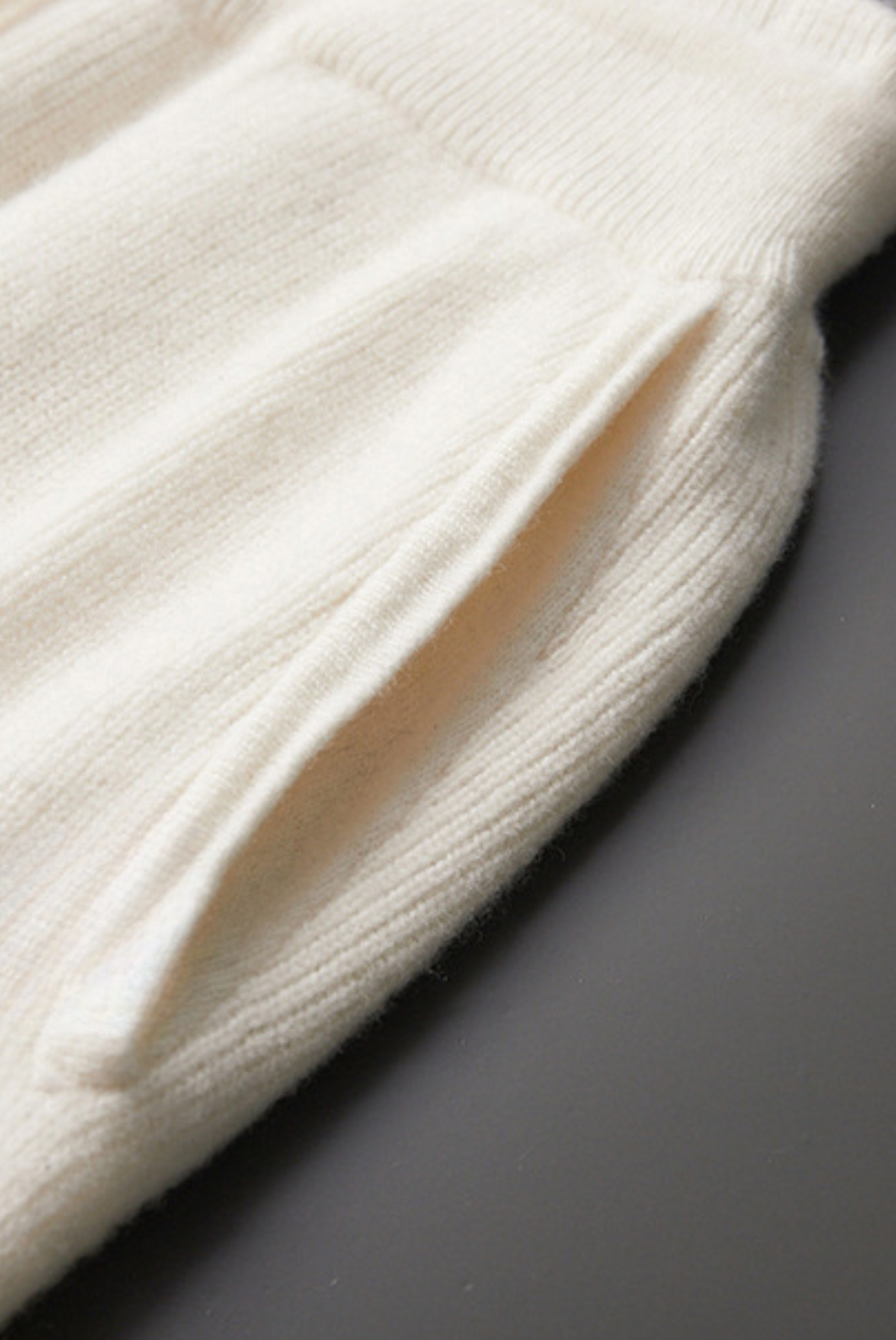Beyaz Wool Eşofman Altı Set 7